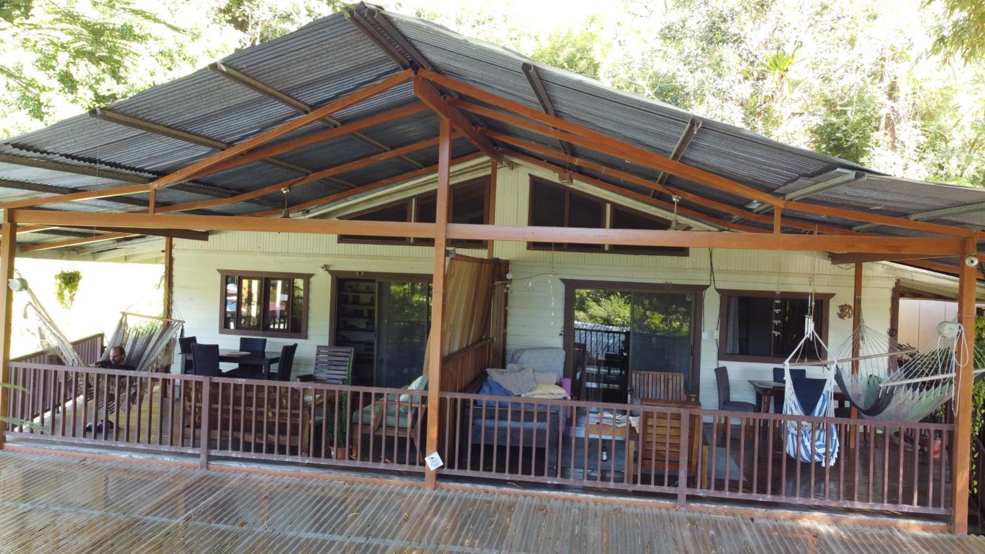 Bamboo River House And Hotel Dominical Exterior photo