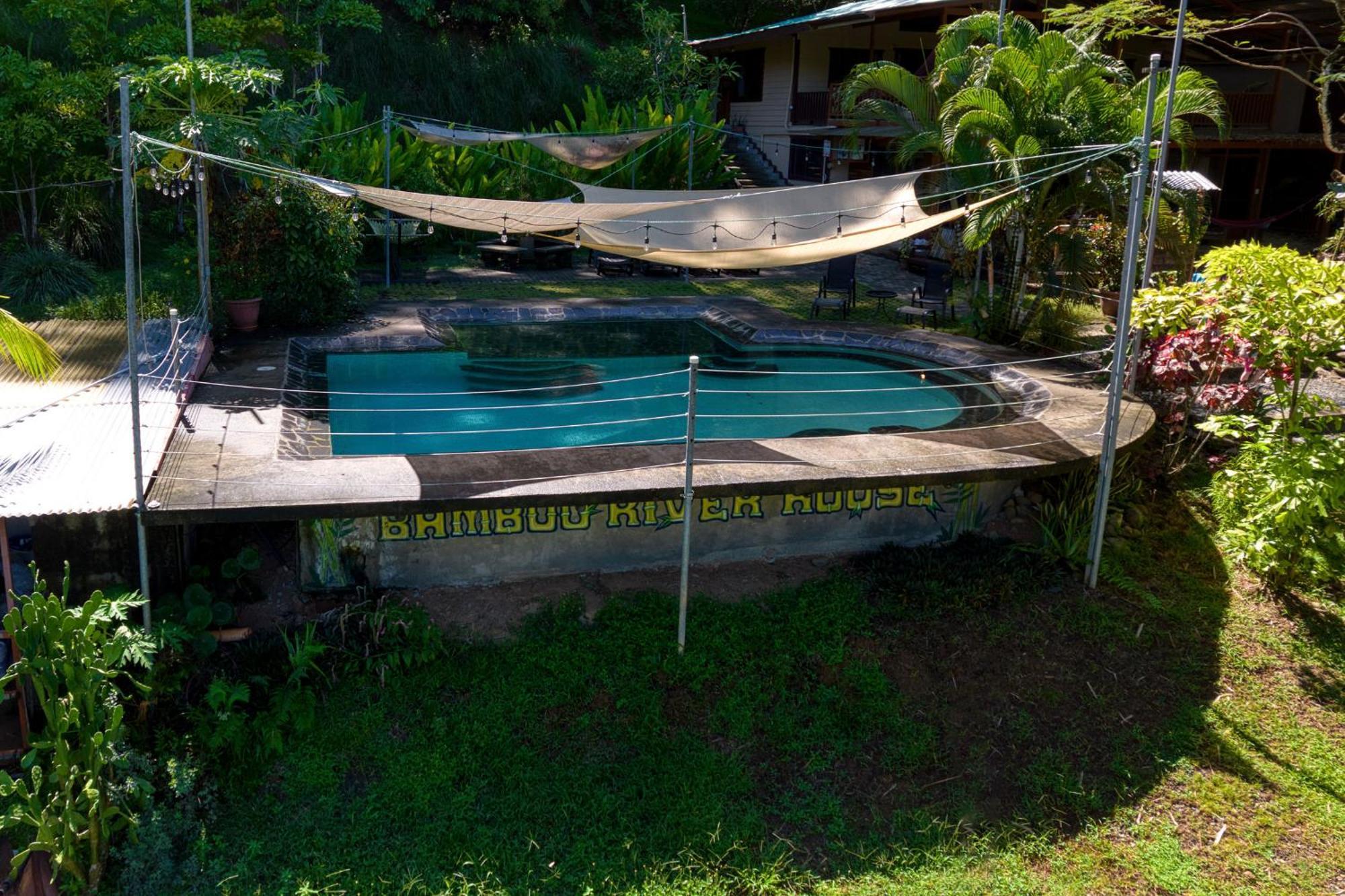 Bamboo River House And Hotel Dominical Exterior photo