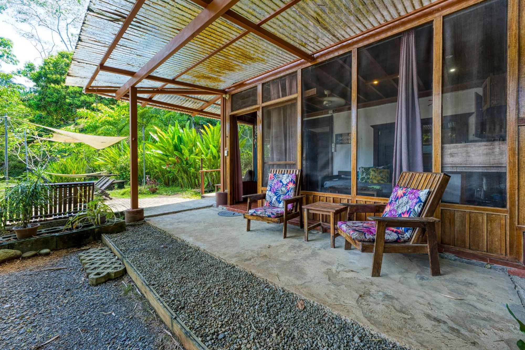 Bamboo River House And Hotel Dominical Exterior photo