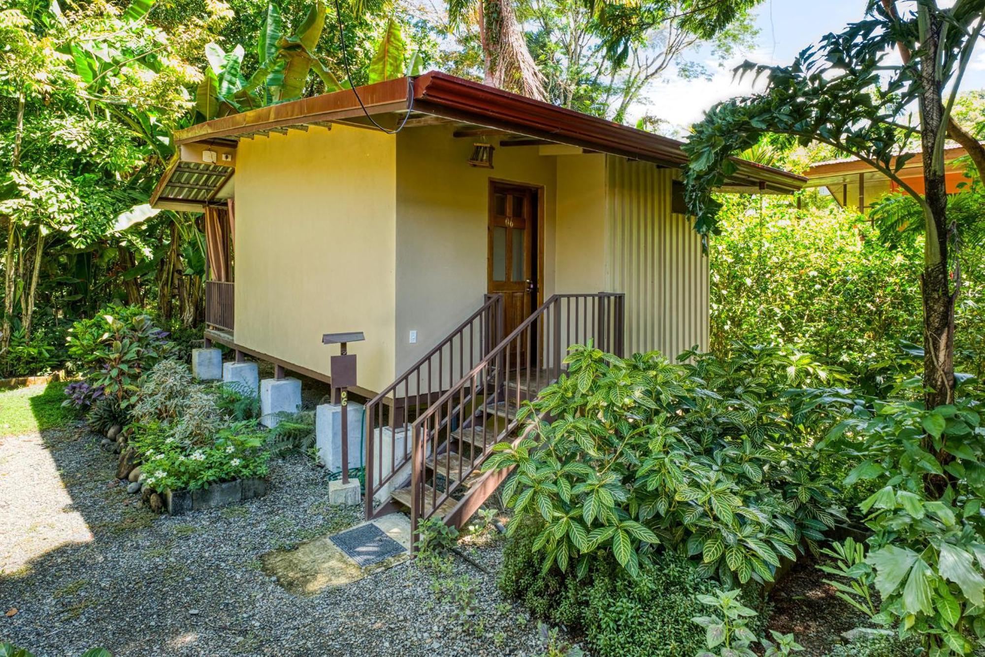 Bamboo River House And Hotel Dominical Exterior photo